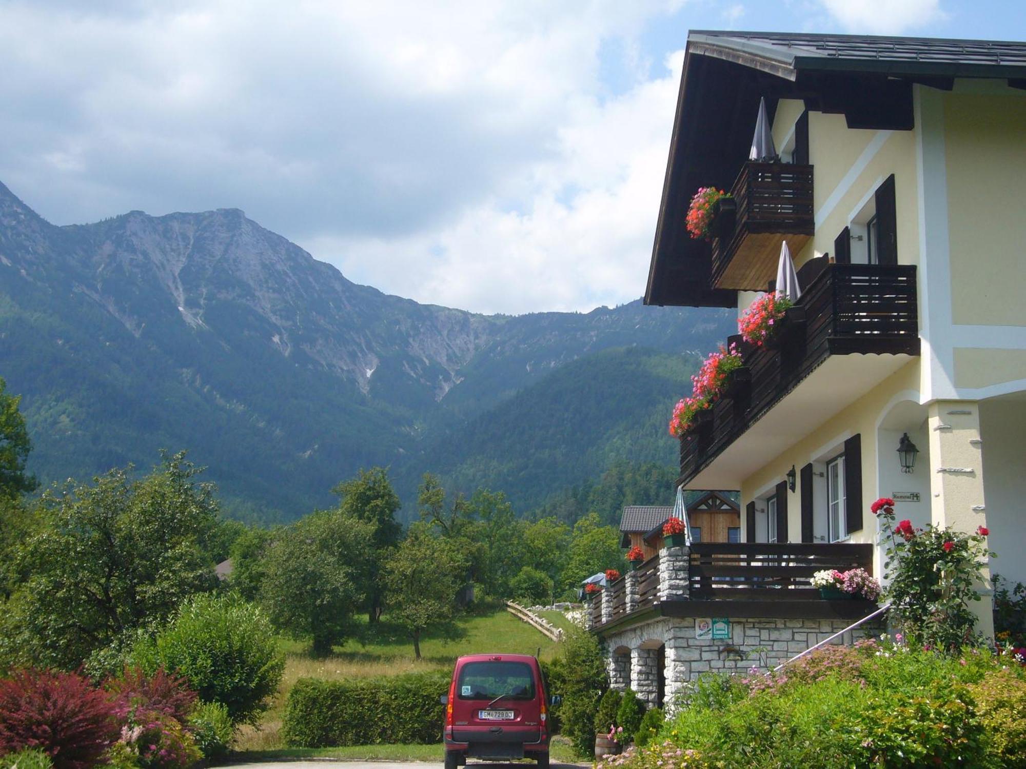 Ferienwohnungen Haus Peer Bad Goisern Zewnętrze zdjęcie